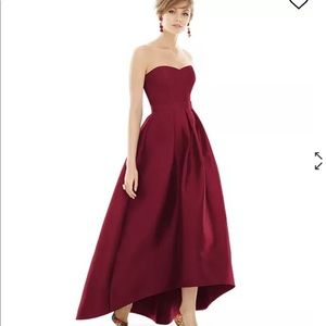 Alfred Sung Gown size 4